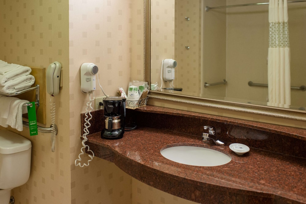 Hampton Inn Oxford West - photo 42