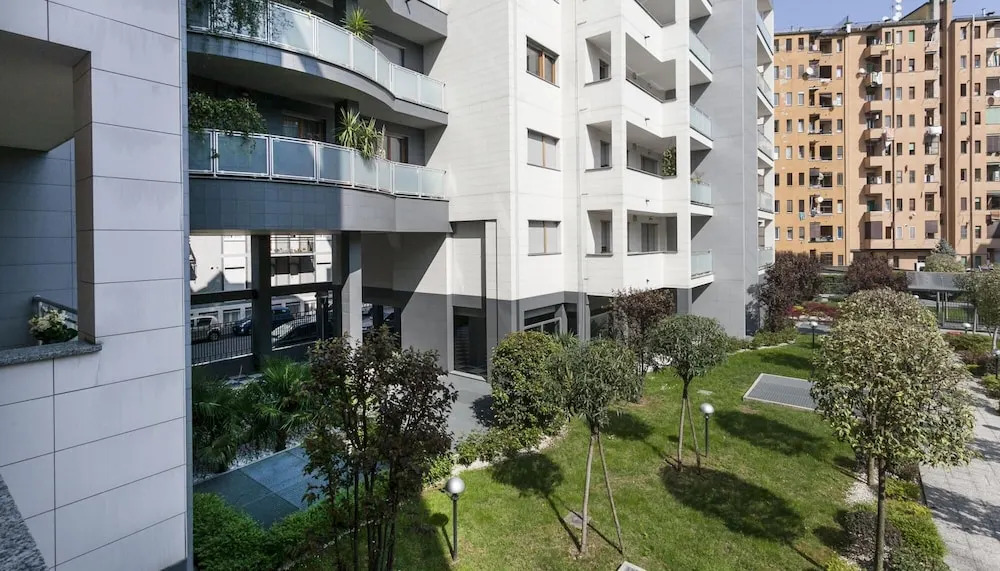 Gressoney 7 - carbon neutral hotel in Milan