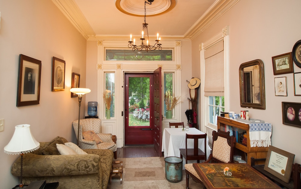 Borland House Inn - photo 74