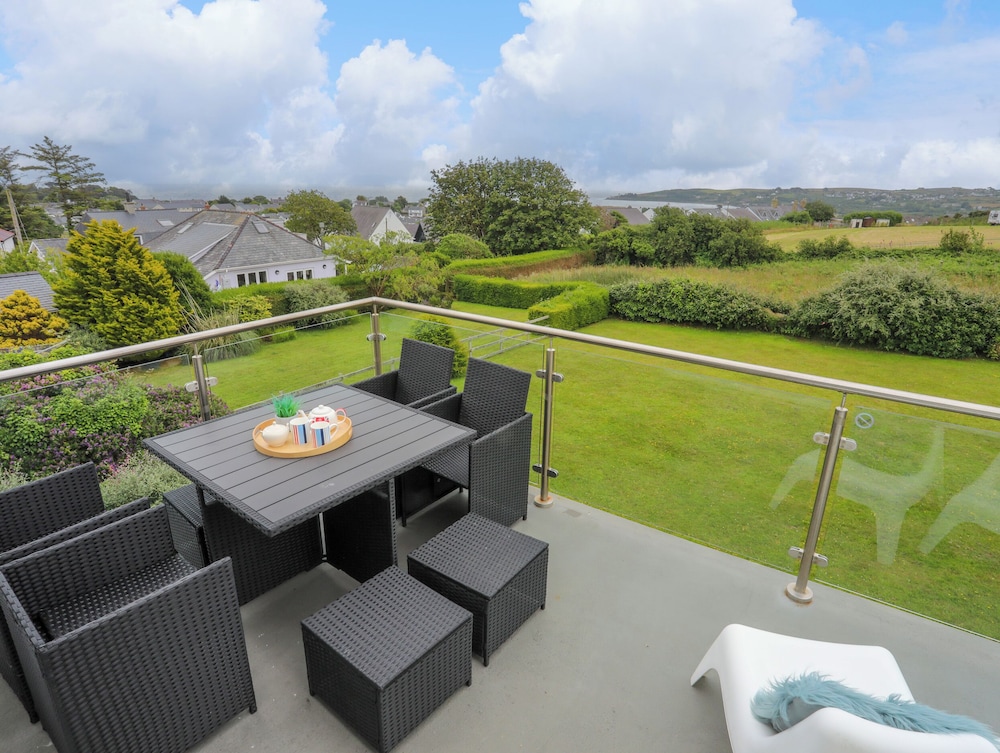 Mor Glas - carbon neutral hotel in Pwllheli