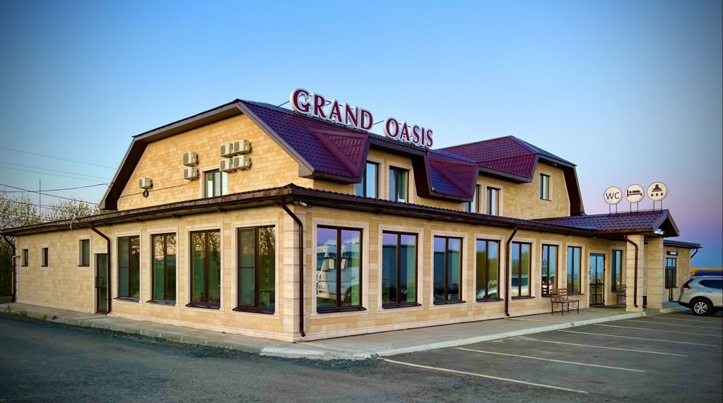 Grand Oasis Mini hotel in Perevolotskiy, Russia