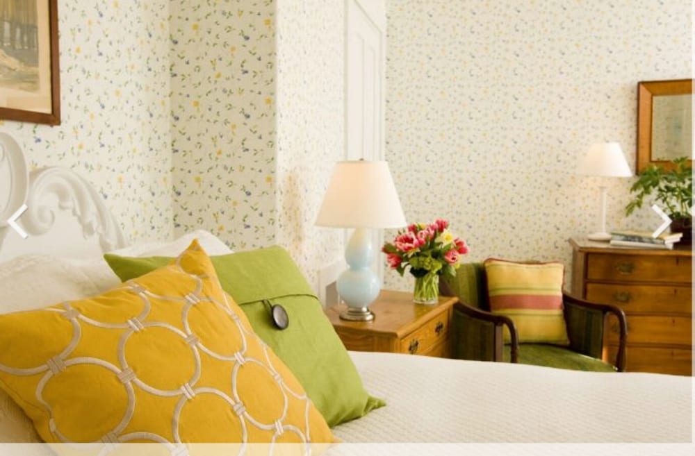 Dockside Guest Quarters & Restaurant - photo 3