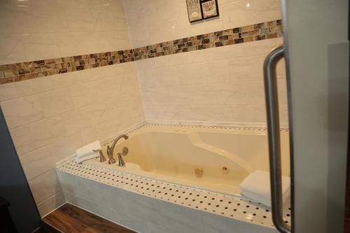 Theroff's Motel - photo 26