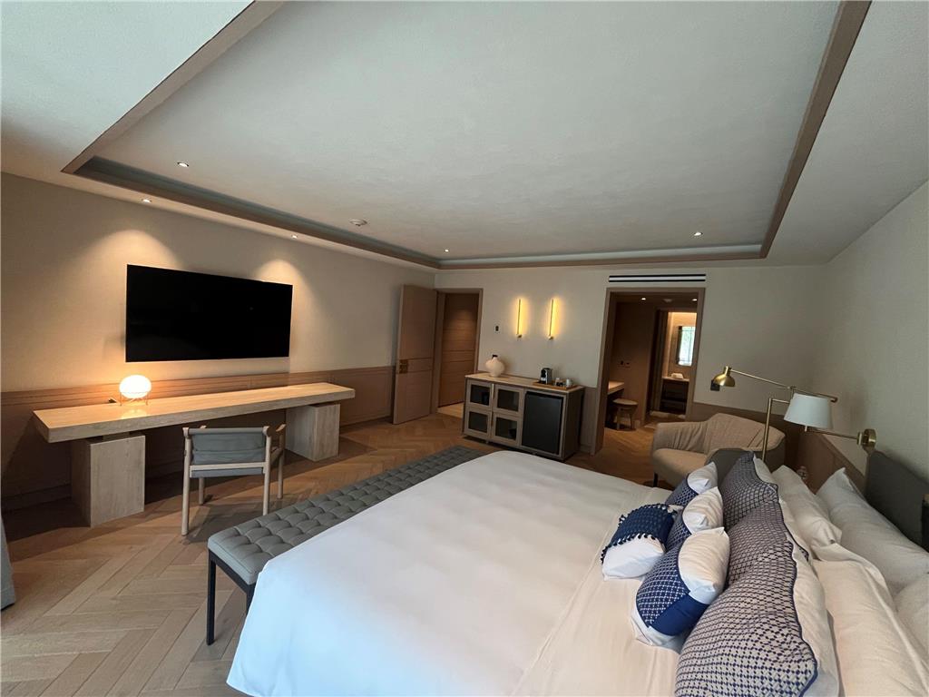 Viceroy Superior Suite