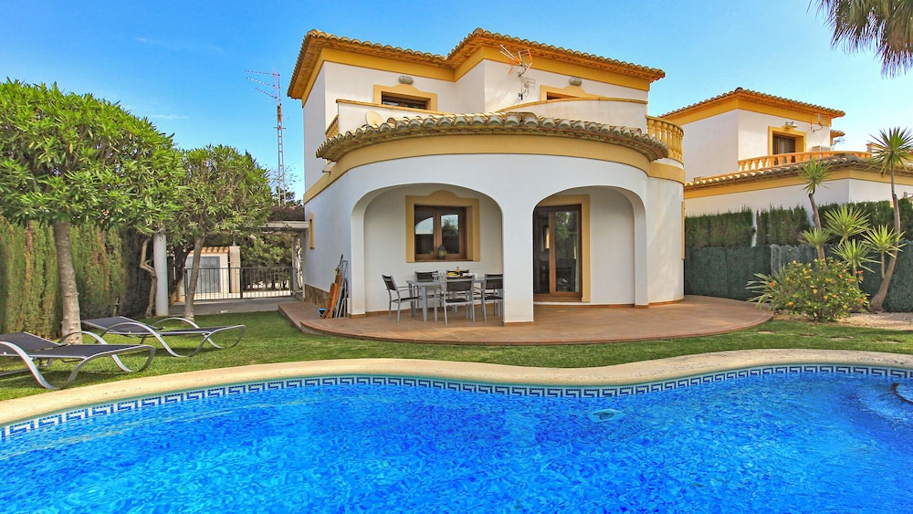 Villa el Palmar With 3 Bedrooms Close to the Beach — 4-Star Luxury Hotel in Denia, Spain