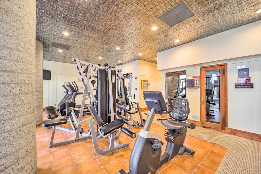 Vacation Rental 3 Mi to Sugar Mountain Resort - photo 2
