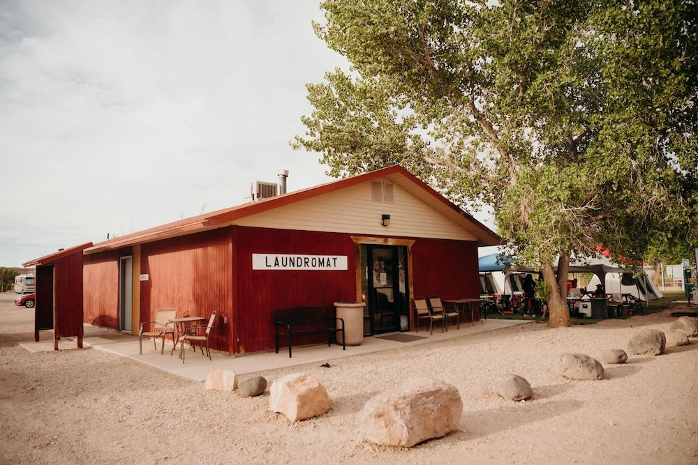 Dukes Slickrock Campground & RV Park - photo 3
