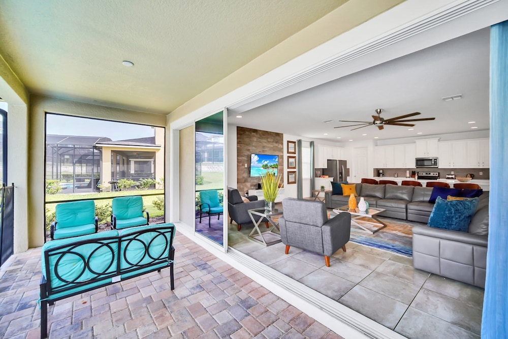 New Decor With Mickey Nemo Tinkerbell & Star Wars Rooms Private Pool and Game Room - photo 80