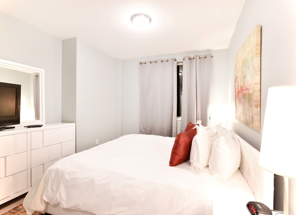 Global Luxury Suites Longwood Medical - photo 10