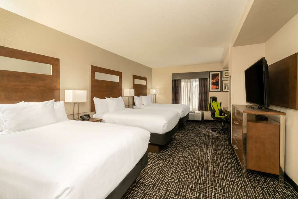 Wingate by Wyndham Memphis East - photo 12