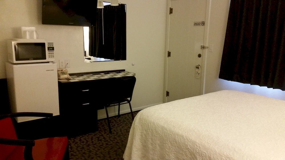 Rocket Motel - photo 12