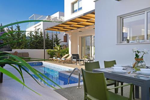 Villa Evelin Ayia Napa Resort Center