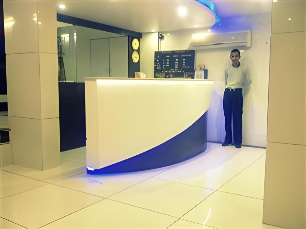Aditya Hotel