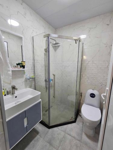 MaRKoS Sololaki Flat
