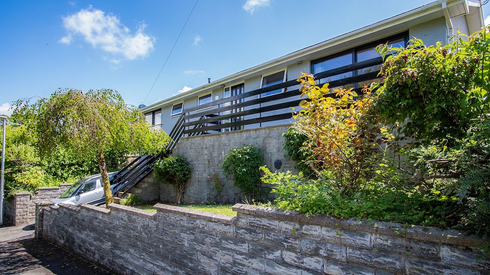 Ragged Staff 3 Bed Home Saundersfoot — 4-Star Luxury Hotel in Saundersfoot, United Kingdom