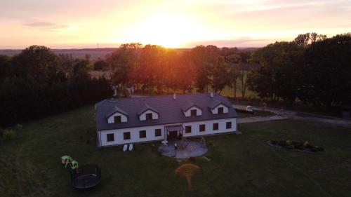 Kantonia — hotel in Bobolice