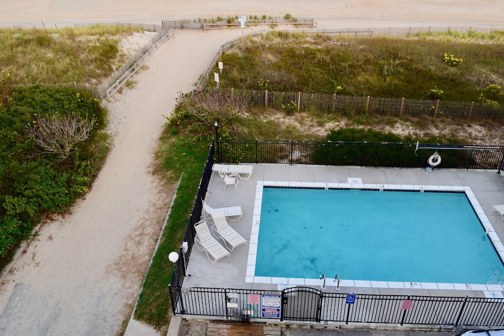 Saint Tropez by Capital Vacations - photo 23