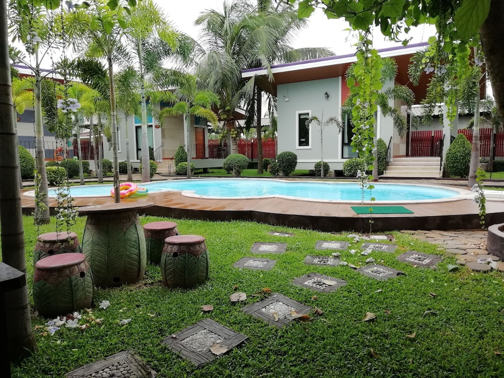 Baan Pran Boutique Resort in Pran Buri, Thailand