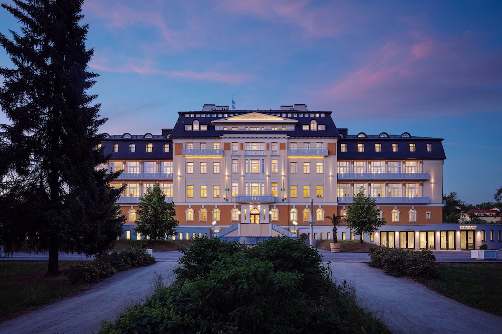 Harvey Spa Hotel — 5-Star Luxury Hotel in Frantiskovy Lazne, Czech Republic