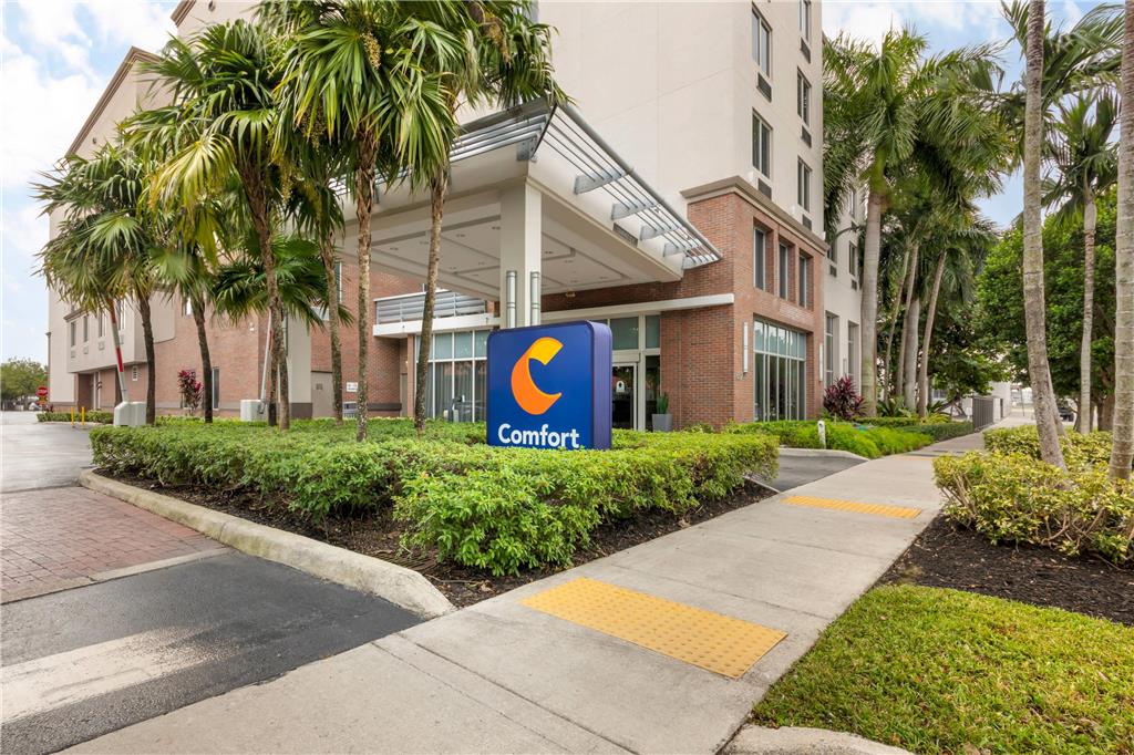 Comfort Suites Miami Airport North - photo 5