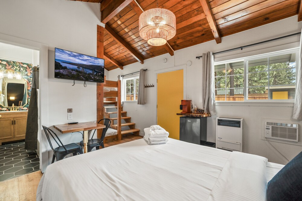 Tahoe Mountain inn - photo 39