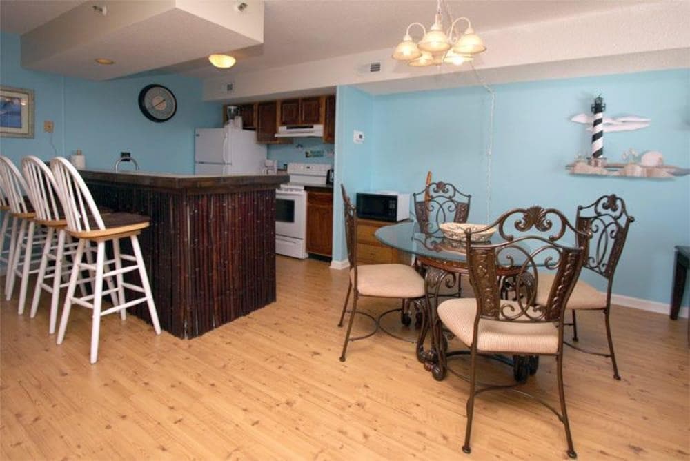 Prince Resort by Elliott Beach Rentals - photo 12