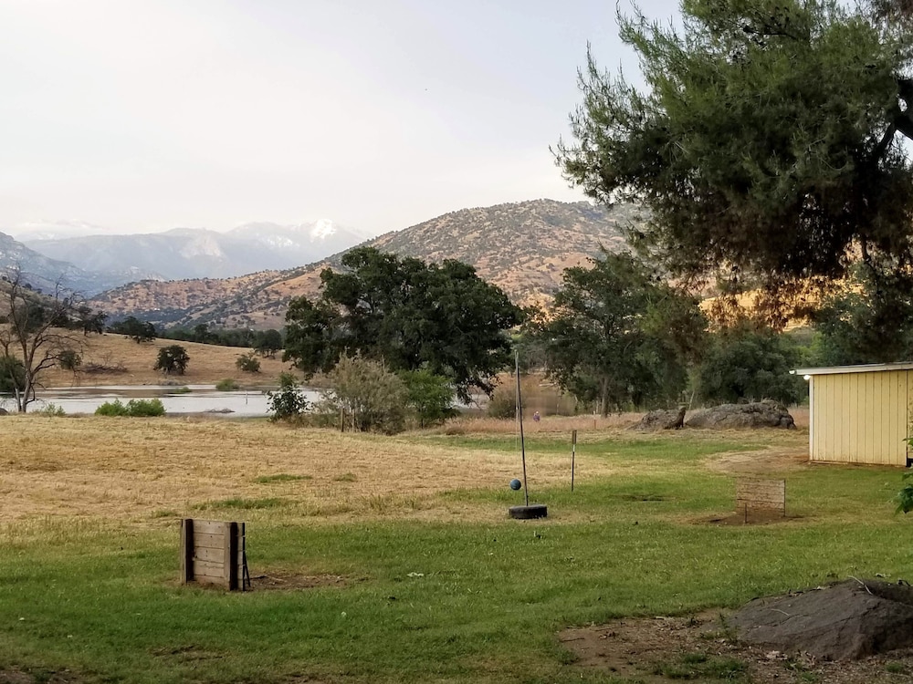 Lazy J Ranch Motel - photo 25