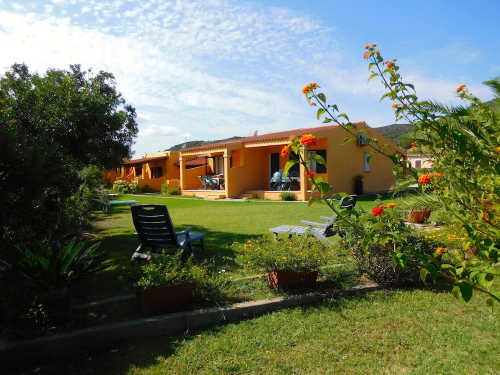 Residence La Pineta — 4-Star Luxury Hotel in Budoni, Italy