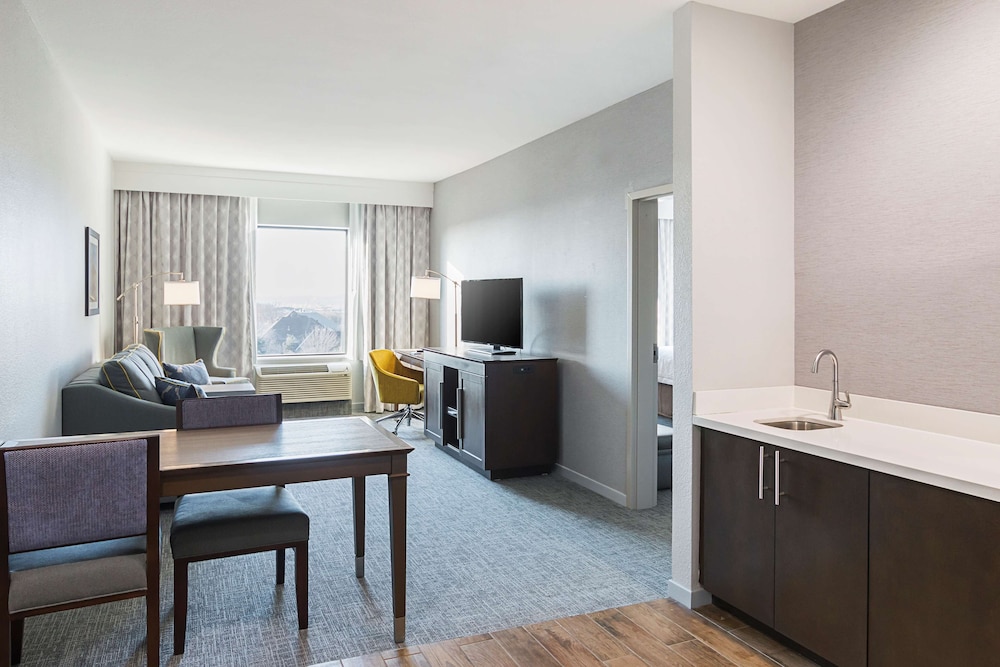 Hampton Inn & Suites Colleyville DFW Airport West - photo 23