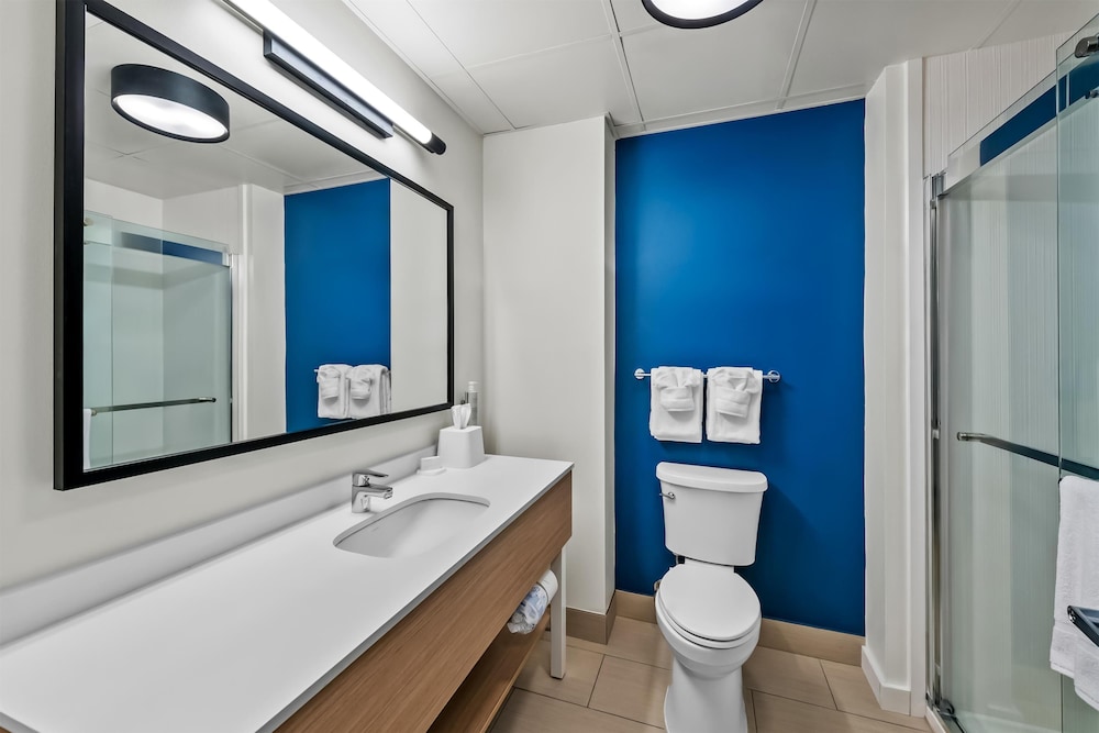 Spark by Hilton Spring Lake Fayetteville - photo 29