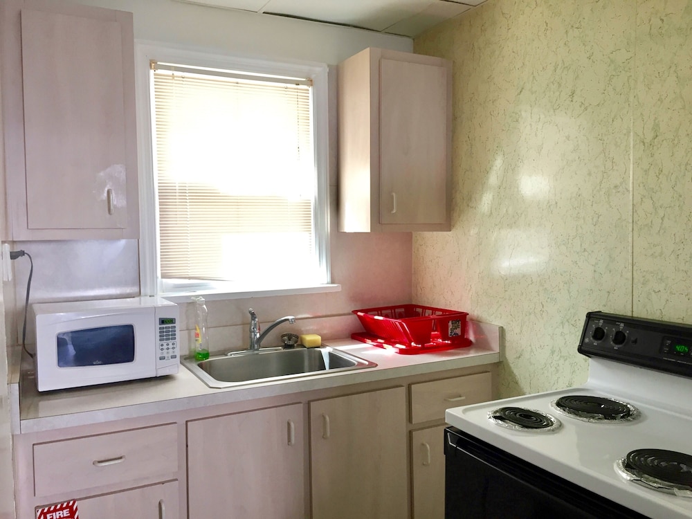 White Caps Motel - photo 21