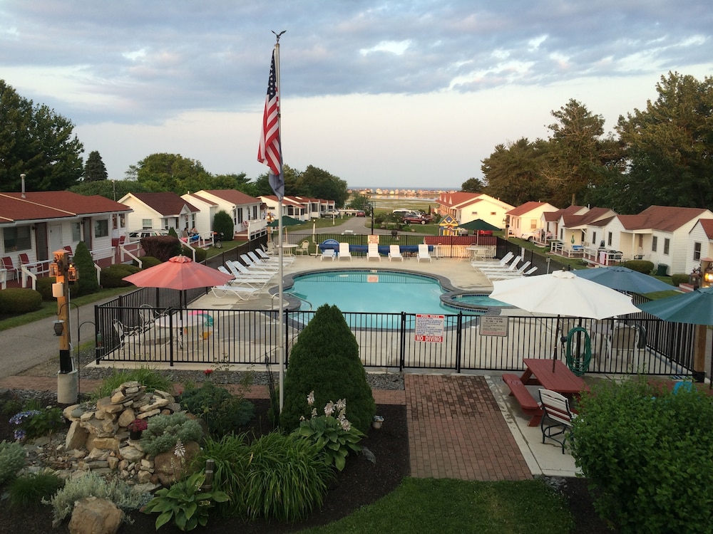 Belle of Maine Cottage 33 Piper's Landing — 4-Star Luxury Hotel in Wells, United States