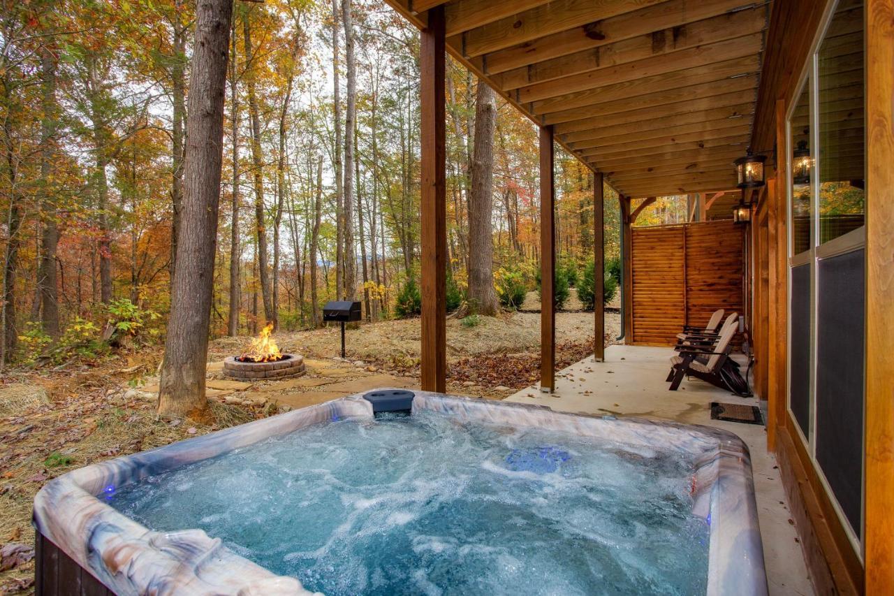 Bears Gathering - last minute hotel in Gatlinburg