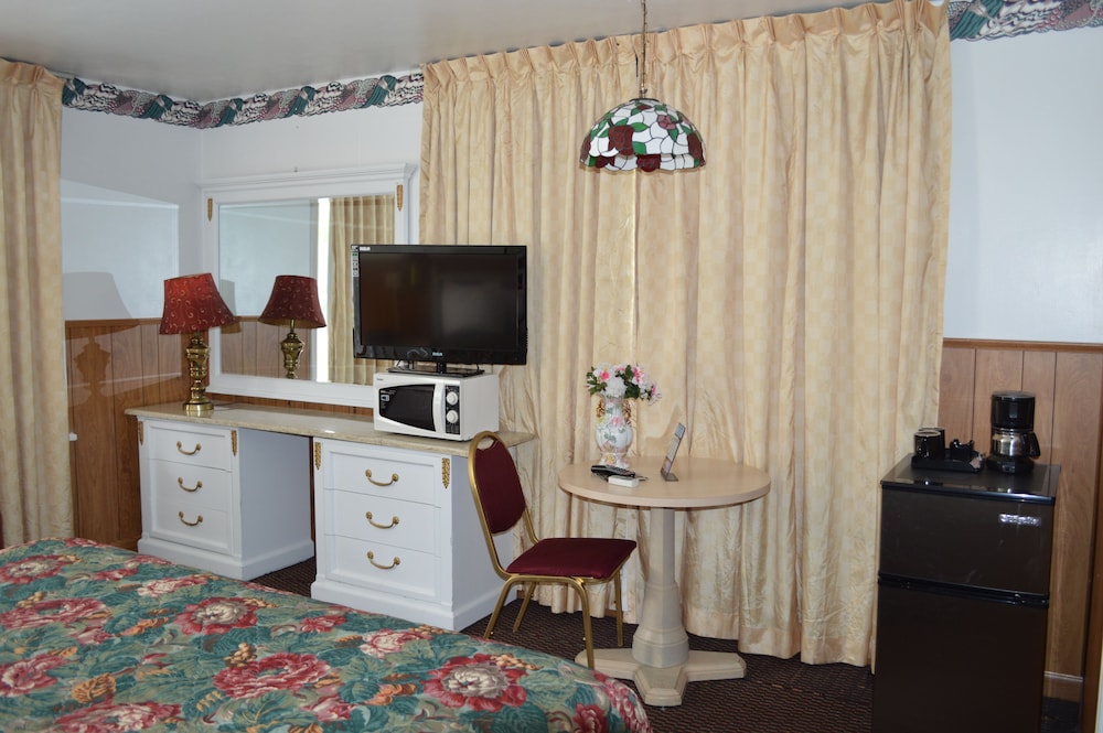 Great Lakes Motel - photo 9