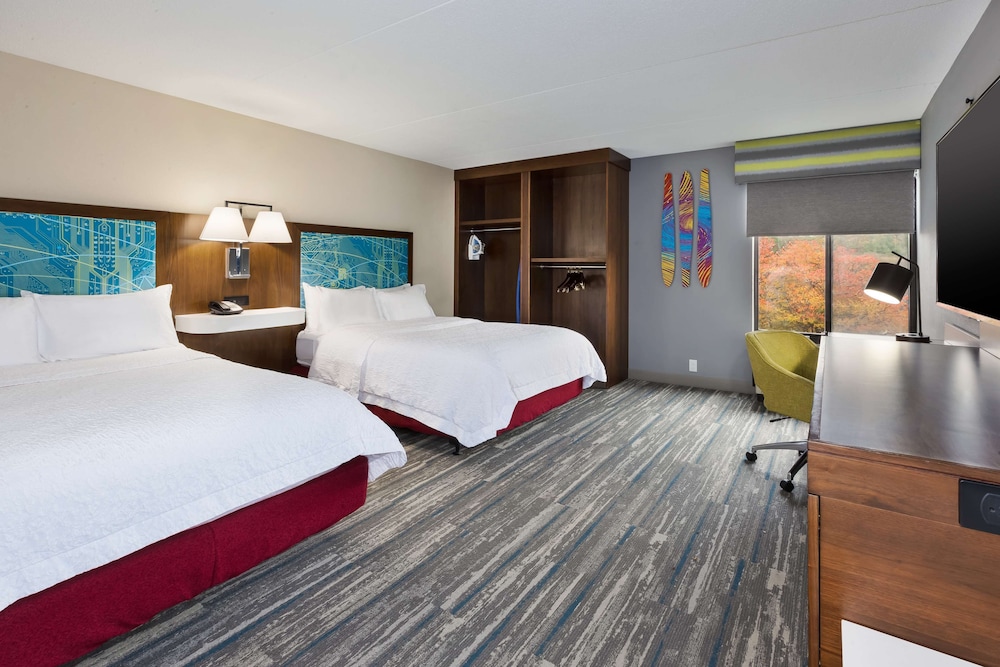 Hampton Inn Traverse City - photo 9