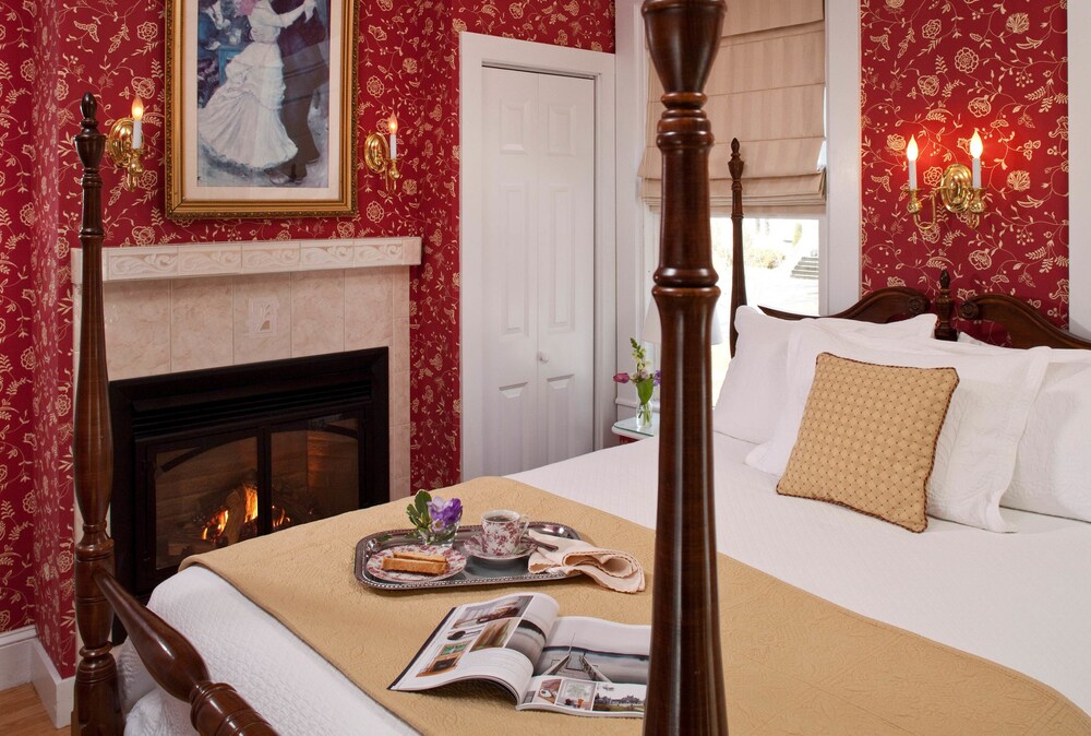 Maine Stay Inn & Cottages - photo 33