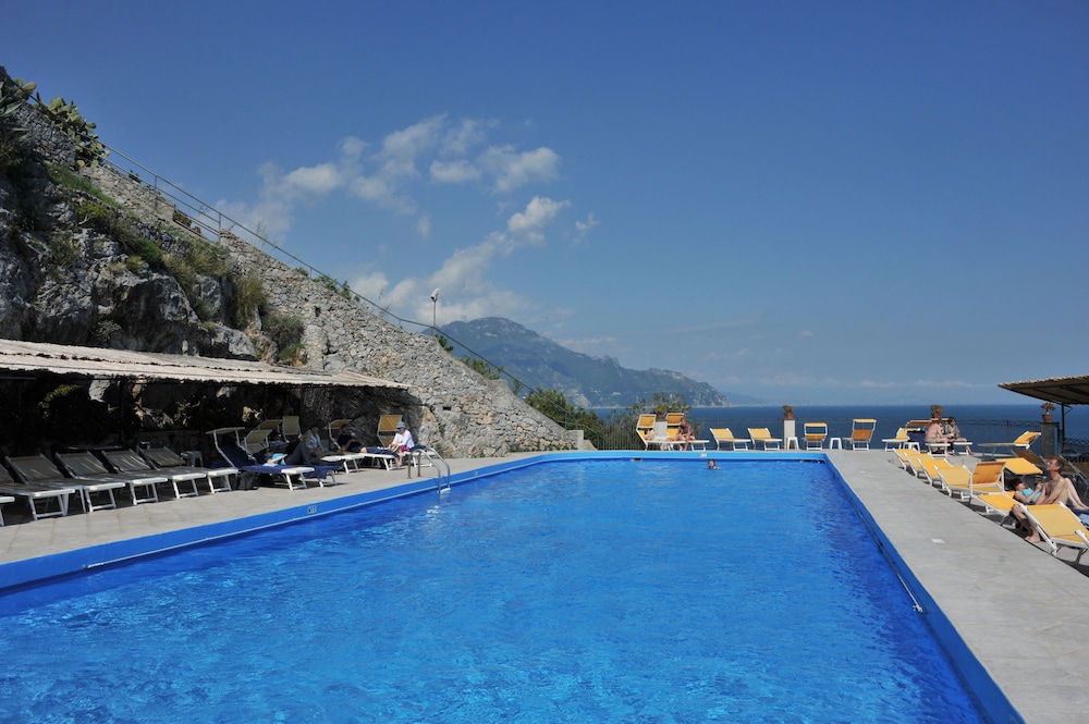 Hotel Belvedere - carbon neutral hotel in Conca Dei Marini