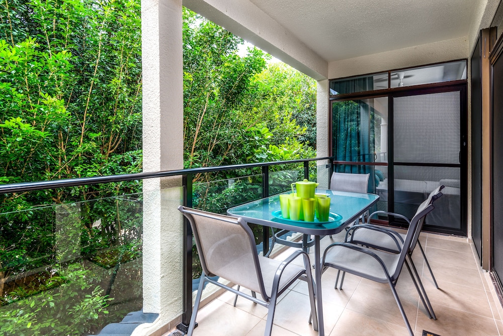 Tranquility — 4-Star Luxury Hotel in Palm Cove, Australia