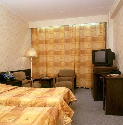 Hotel Vestal — Uren
