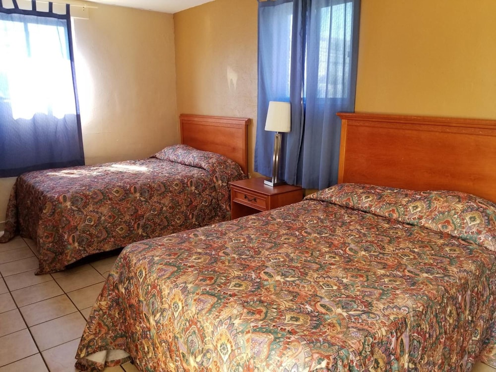Atlantic Inn - photo 16