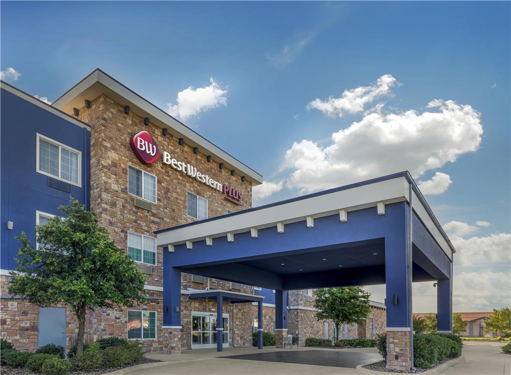 Best Western Plus Fort Worth Forest Hill Inn & Suites in Fort Worth, United States