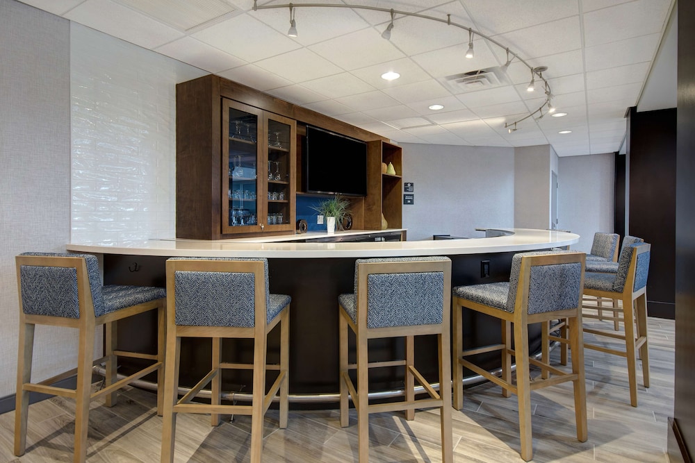 Hampton Inn & Suites Yonkers - photo 25