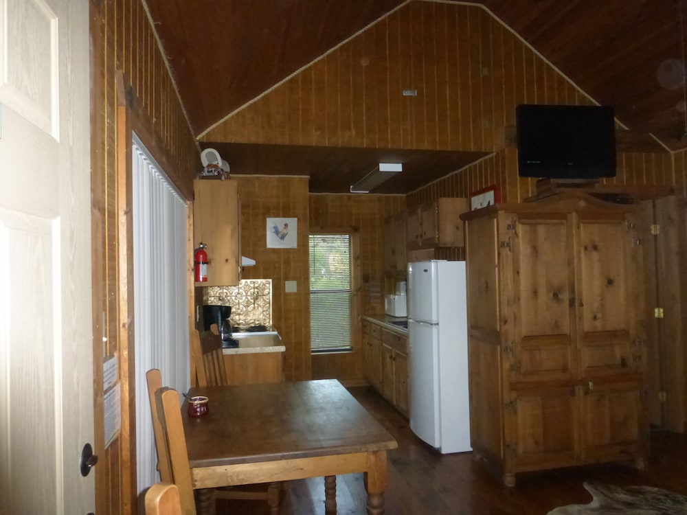 Walnut Canyon Cabins - photo 41