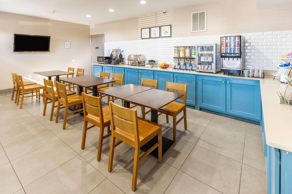 Country Inn & Suites by Radisson Smyrna Atlanta Northwest - photo 16