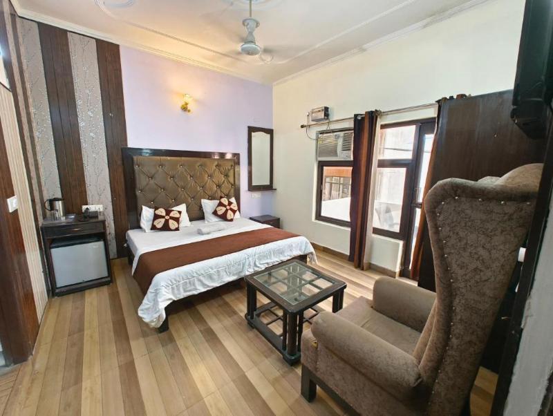Hotel Vishla Palace - carbon neutral hotel in Rishikesh