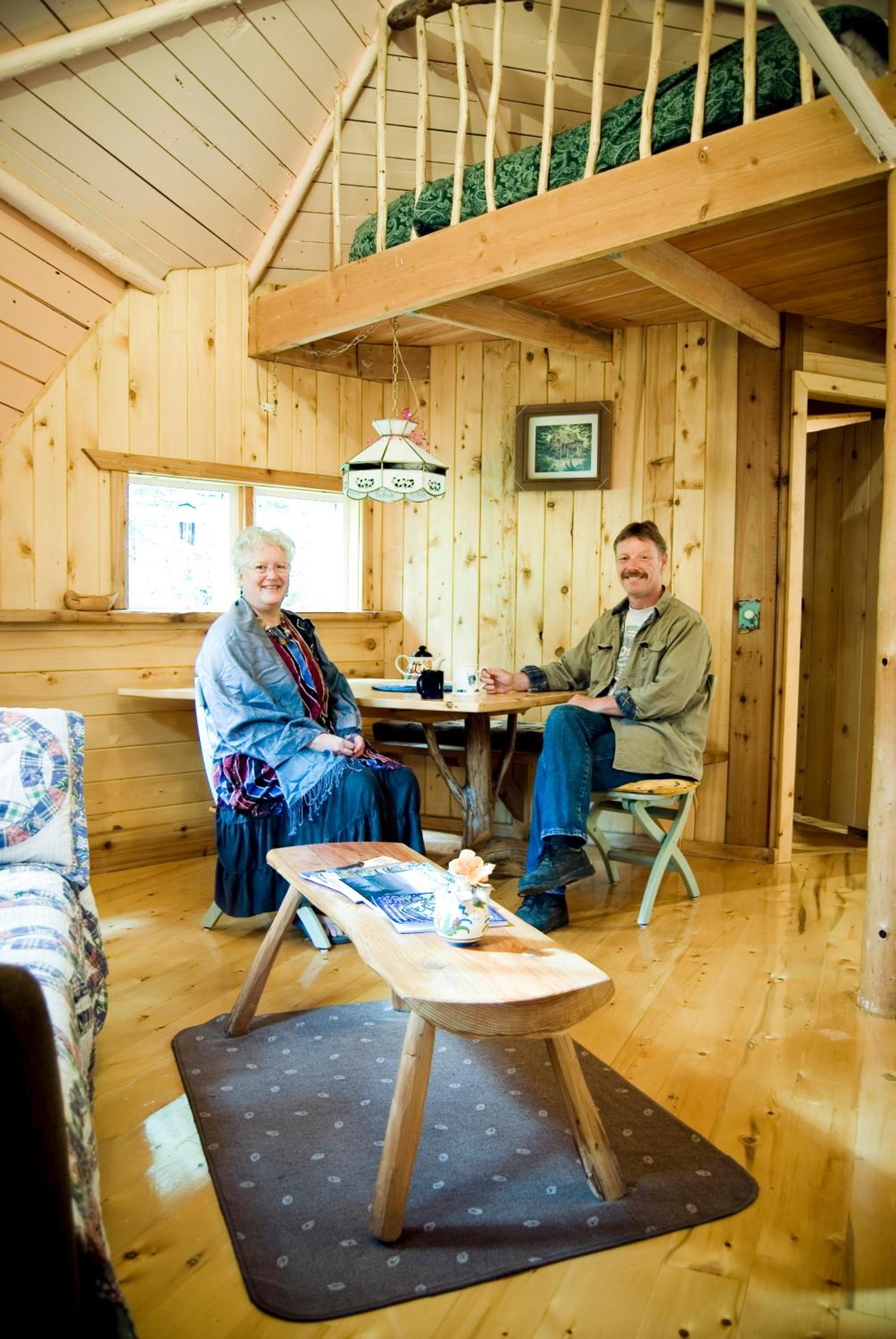 The Magical Dome — hotel in Powell River