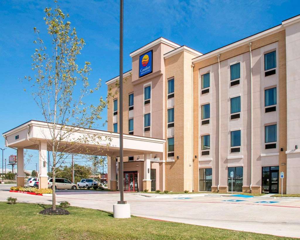 Comfort Inn & Suites San Marcos near Outlet Mall in San Marcos, United States