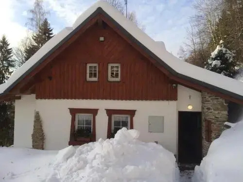 Chalupa Pod Skalou Romance — hotel in Rokytnice Nad Jizerou