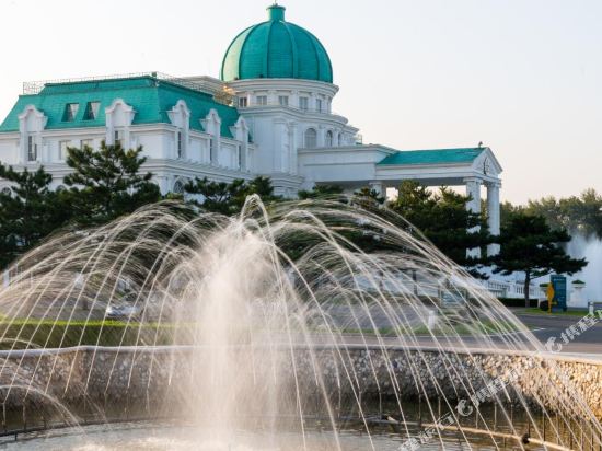Reginwood Pine Valley Leisure Fitness Club in Beijing, People's Republic of China