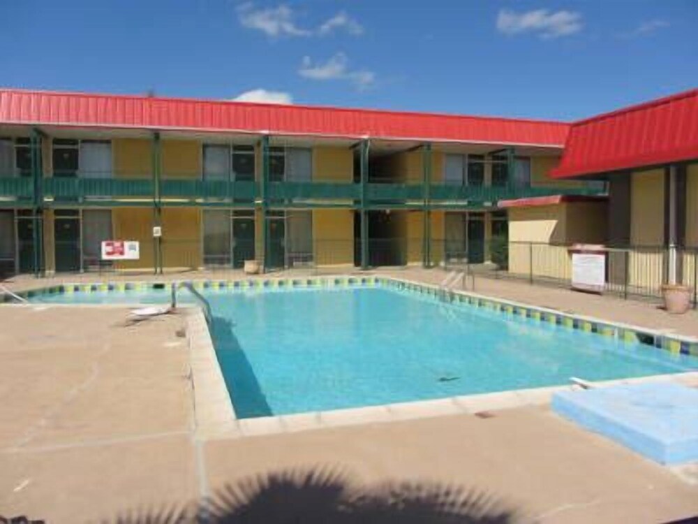 West Texas Inn & Suites with Kitchenette - photo 20